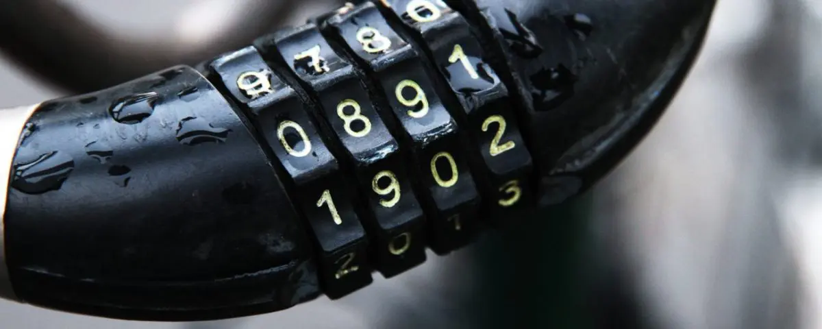 ¿Cómo abrir un candado si se te olvida el código